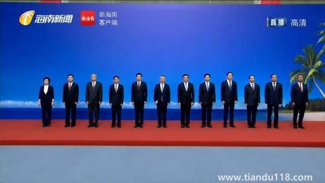 醫(yī)學博士出身的他當選海南省委書記 醫(yī)生出身 曾在上海、教育部工作