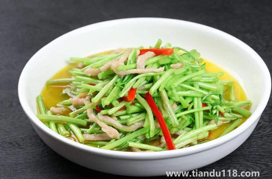 蘆蒿焯水還是直接炒(蘆蒿的常見吃法匯總)(圖3) 蘆蒿焯水還是直接炒3