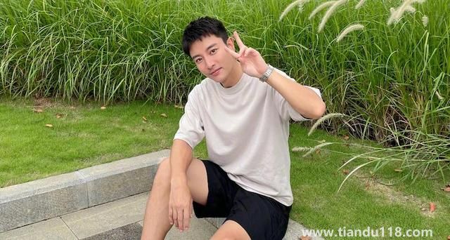 賈乃亮、李小璐退出偷稅被罰公司