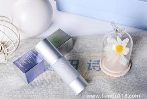 夏天護膚品放車?yán)镆惶爝€能用嗎(夏天護膚品需要放冰箱嗎)(圖2) 夏天護膚品放車?yán)镆惶爝€能用嗎2