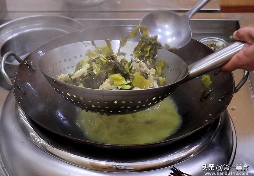 家常酸菜魚的做法(家常酸菜魚怎么做)(圖12) 家常酸菜魚的做法(家常酸菜魚怎么做)(圖12)