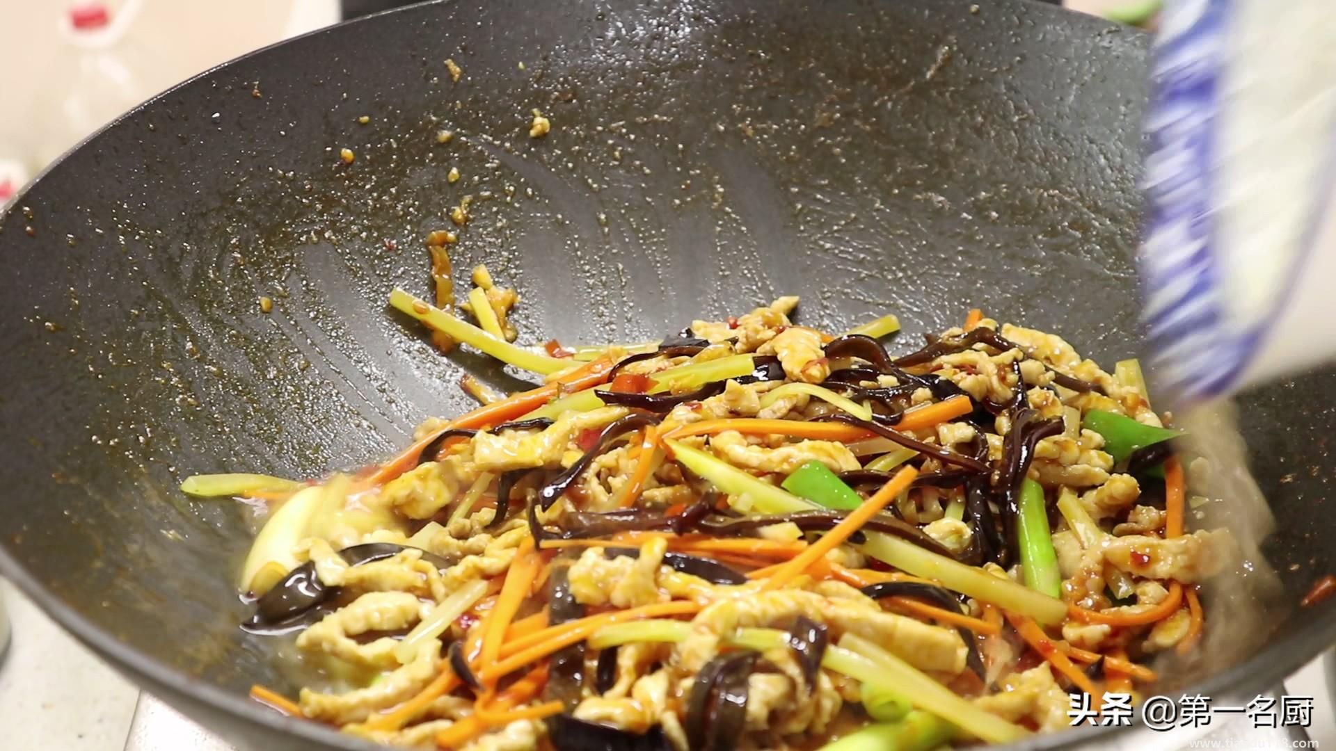 魚香肉絲的做法(魚香肉絲怎么做)(圖15) 魚香肉絲的做法(魚香肉絲怎么做)(圖15)