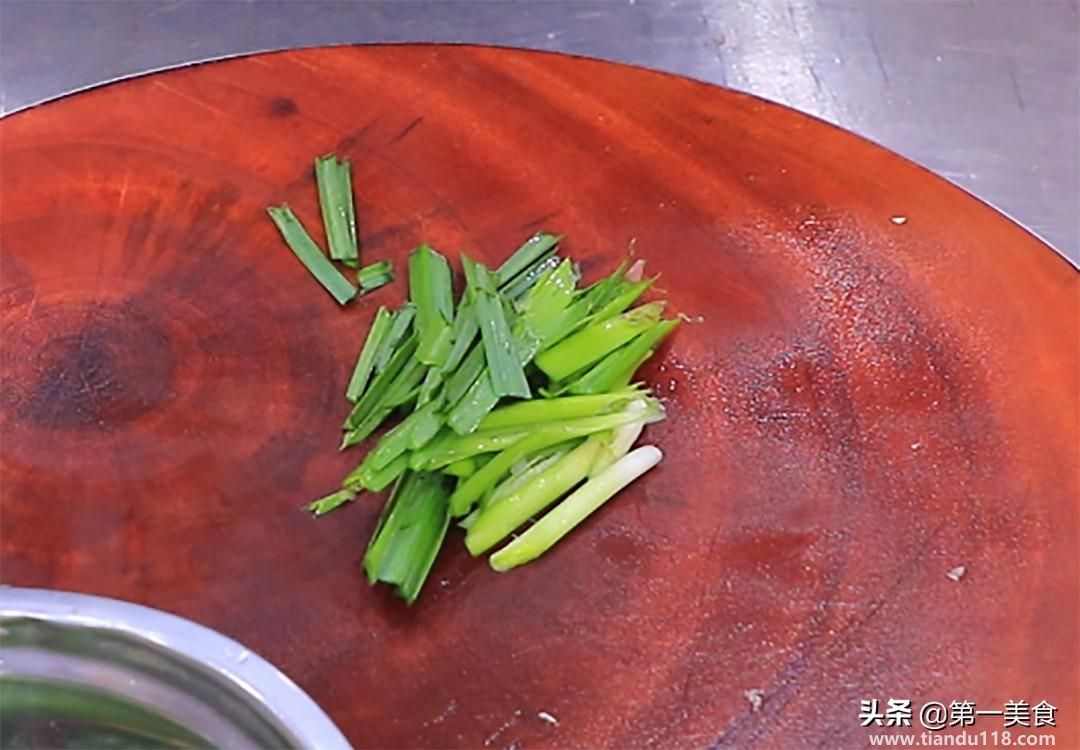 炒豬肝的做法(新鮮豬肝怎么炒好吃)(圖8) 炒豬肝的做法(新鮮豬肝怎么炒好吃)(圖8)