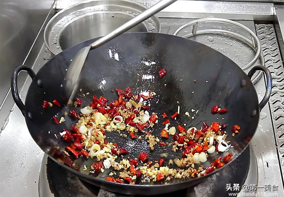 干煸四季豆的做法(干煸四季豆怎么做)(圖6) 干煸四季豆的做法(干煸四季豆怎么做)(圖6)