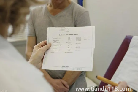 2022大學(xué)新生入學(xué)體檢能檢查出艾滋病嗎(大學(xué)生入學(xué)體檢查出艾滋會(huì)被退學(xué)嗎)(圖2) 2022大學(xué)新生入學(xué)體檢能檢查出艾滋病嗎2