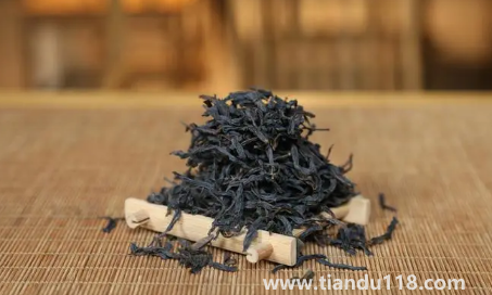 鴨屎香檸檬茶會發(fā)胖嗎（暴打鴨屎香檸檬茶怎么做）