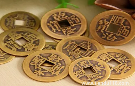 臥室門對(duì)門要掛五帝錢嗎（五帝錢可以正對(duì)大門掛嗎）