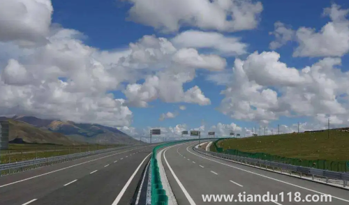 新車要跑高速拉一下嗎（新手第一次上高速危險嗎）