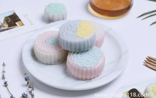 冰皮月餅放冰箱哪里儲存(冰皮月餅什么餡好吃)(圖3) 冰皮月餅放冰箱哪里儲存3