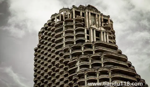 業(yè)主停貸能倒逼爛尾樓復(fù)工嗎(爛尾樓斷供會(huì)怎樣)(圖2) 業(yè)主停貸能倒逼爛尾樓復(fù)工嗎2