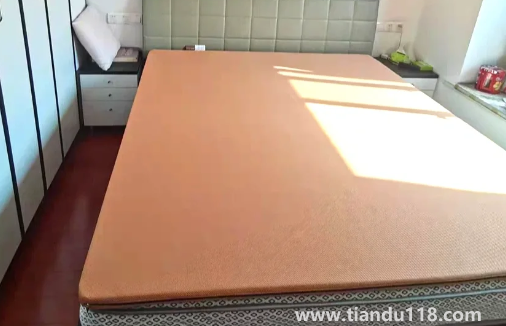 藍盒子床墊太軟了睡覺腰酸背疼正常嗎(藍盒子床墊太軟怎么退貨)(圖3) 藍盒子床墊太軟了睡覺腰酸背疼正常嗎3