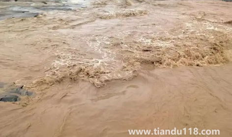 2030年毀滅性洪水是真的嗎(遇到洪水怎么自救)(圖1) 2030年毀滅性洪水是真的嗎1