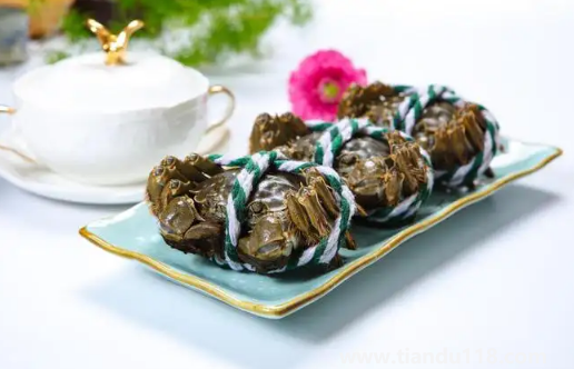 買來的活螃蟹暫時(shí)不吃怎么保存(螃蟹放冰箱能放多久)(圖2) 買來的活螃蟹暫時(shí)不吃怎么保存2