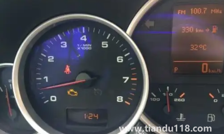 汽車水龍頭標(biāo)志亮黃燈對車有影響嗎2