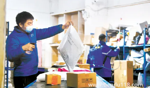 快遞保價和不保價不在一起寄嗎（關于快遞保價的小知識）