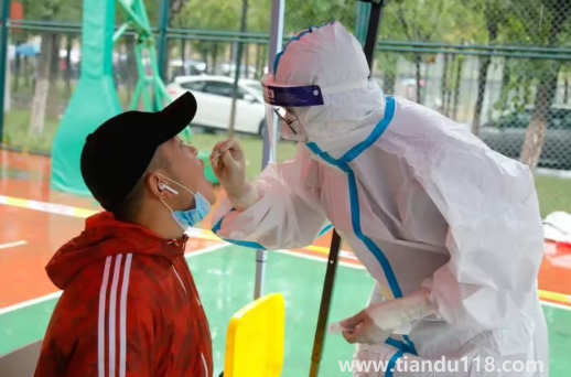 2022國慶節(jié)核酸檢測點(diǎn)還開嗎(核酸檢測注意事項(xiàng))(圖1) 2022國慶節(jié)核酸檢測點(diǎn)還開嗎1