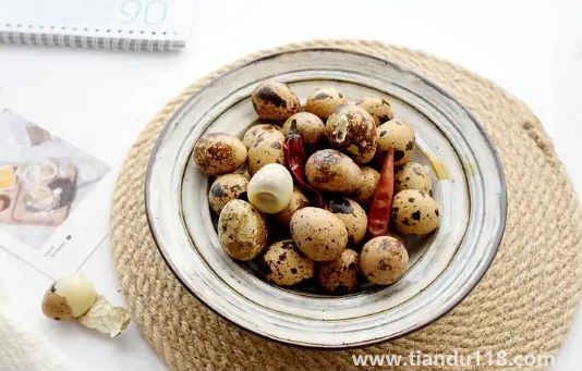 鵪鶉蛋和雞蛋哪個(gè)小孩吃了好(鵪鶉蛋和雞蛋的區(qū)別)(圖2) 鵪鶉蛋和雞蛋哪個(gè)小孩吃了好2