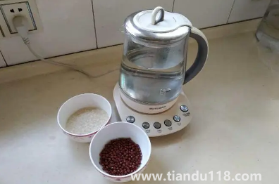 養(yǎng)生壺保溫可以開一晚上嗎(養(yǎng)生壺沒關(guān)燒一晚上有事嗎)(圖2) 養(yǎng)生壺保溫可以開一晚上嗎2