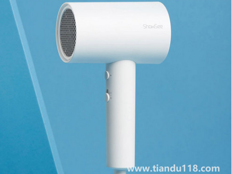 吹風(fēng)機(jī)第一次用冒煙是為什么3