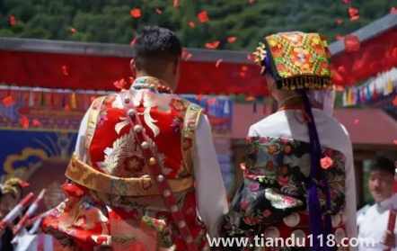 兩口子能一起送親嗎(送親的注意事項(xiàng))(圖2) 兩口子能一起送親嗎2