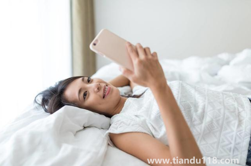 睡覺手機(jī)放哪里沒輻射1