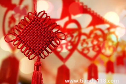 一進(jìn)門看見中國結(jié)好嗎(中國結(jié)適不適合掛在家中)(圖1) 一進(jìn)門看見中國結(jié)好嗎1