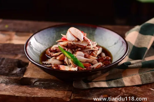 醉蟹不能和什么食物一起吃(醉蟹不適合什么人吃)(圖2) 醉蟹不能和什么食物一起吃2