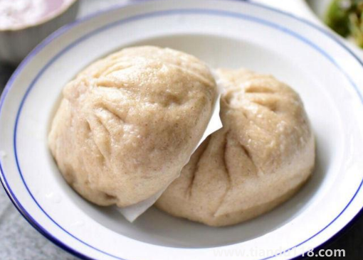 牛肉餡包子蒸多長時(shí)間能好2