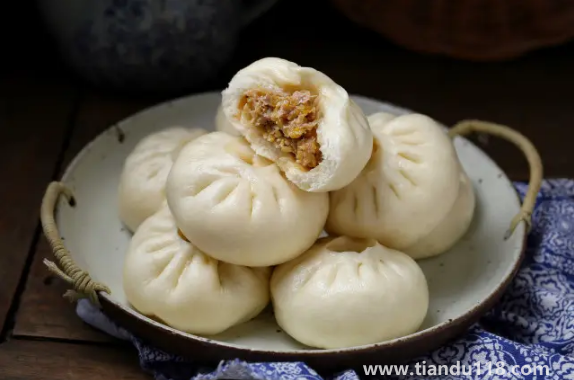 包子蒸好后是立馬掀鍋還是等會(huì)再掀鍋(蒸包子蓬松的技巧)(圖2) 包子蒸好后是立馬掀鍋還是等會(huì)再掀鍋2