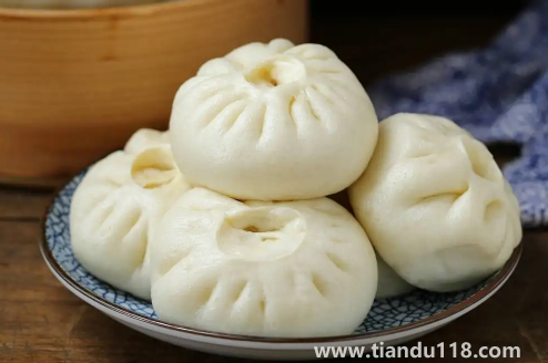 蒸包子可以提前一晚上發(fā)面嗎(蒸包子發(fā)面要多長(zhǎng)時(shí)間最好)(圖3) 蒸包子可以提前一晚上發(fā)面嗎3