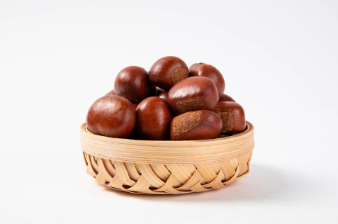 熟板栗冷凍一年可以吃嗎(熟板栗冷凍可以放多久)(圖3) 熟板栗冷凍一年可以吃嗎3