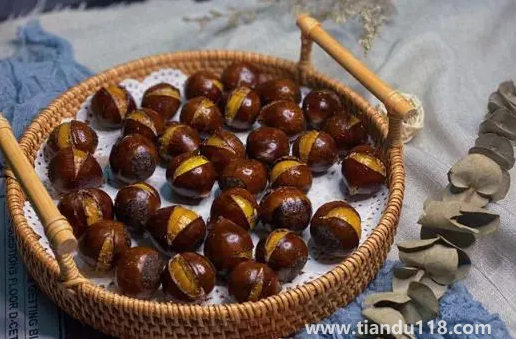 炒過(guò)的板栗放了幾天還可以吃嗎(炒好的板栗可以放多久)(圖3) 炒過(guò)的板栗放了幾天還可以吃嗎3