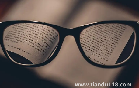 在網(wǎng)上配的眼鏡怎么知道度數(shù)合適嗎(網(wǎng)上配眼鏡度數(shù)需要很精確嗎)(圖2) 在網(wǎng)上配的眼鏡怎么知道度數(shù)合適嗎2