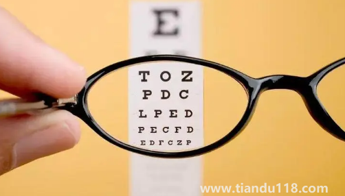 網(wǎng)上配眼鏡度數(shù)漲了怎么換鏡片(眼鏡度數(shù)上漲不及時換眼鏡會怎么樣)(圖3) 網(wǎng)上配眼鏡度數(shù)漲了怎么換鏡片3