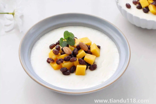 雙皮奶蛋清打成什么樣(雙皮奶的做法)(圖3) 雙皮奶蛋清打成什么樣3