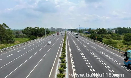 2022年臘八節(jié)高速免費(fèi)嗎（臘八節(jié)相關(guān)習(xí)俗有哪些）