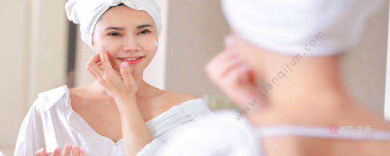 百雀羚護(hù)膚品的護(hù)膚效果有哪些 百雀羚護(hù)膚品有什么作用(圖1) 百雀羚護(hù)膚品的護(hù)膚效果有哪些